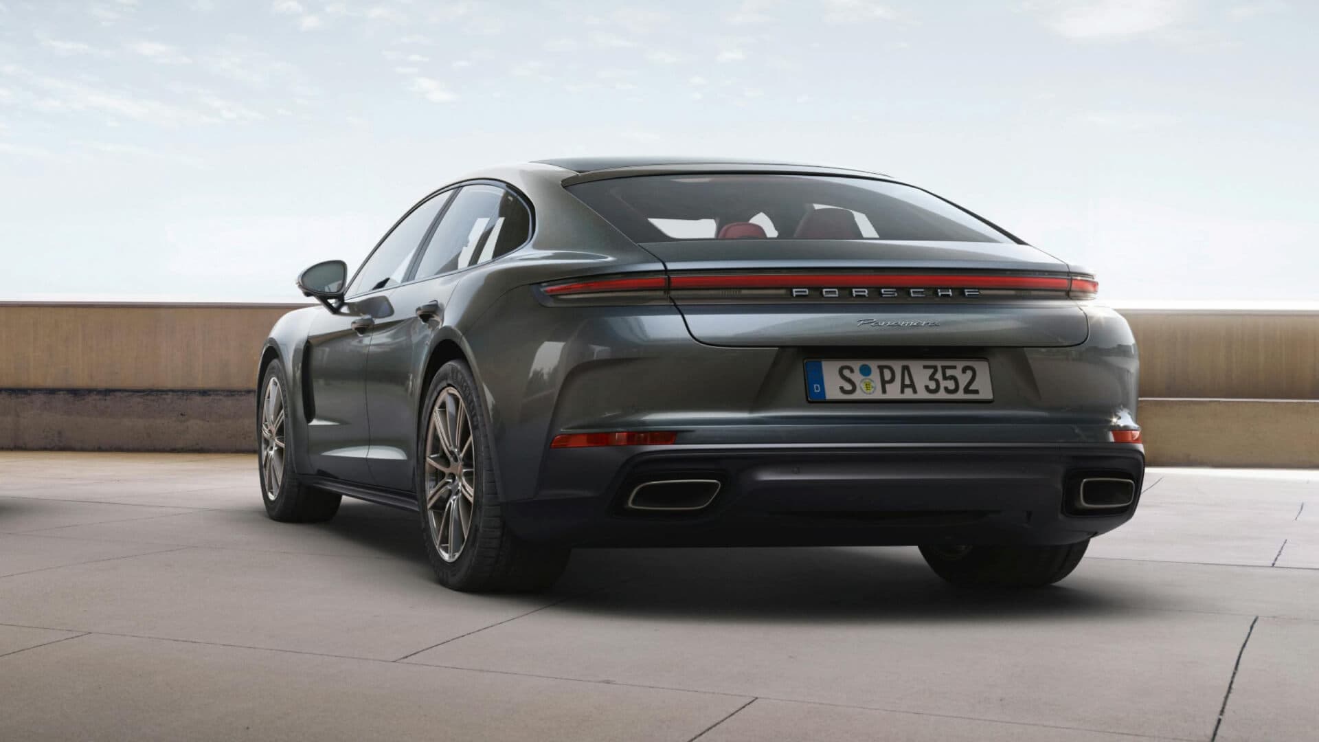 2025 Porsche Panamera Design - Feature Image